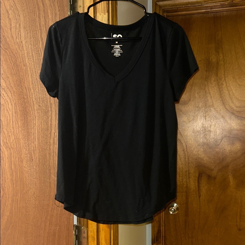 SO Black Short Sleeve V-Neck Tee
